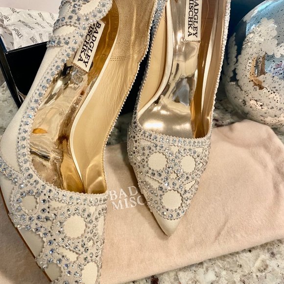 Badgley Mischka Rouge Heels - WEDDING OR HOLIDAY SPARKLE - Picture 3 of 7